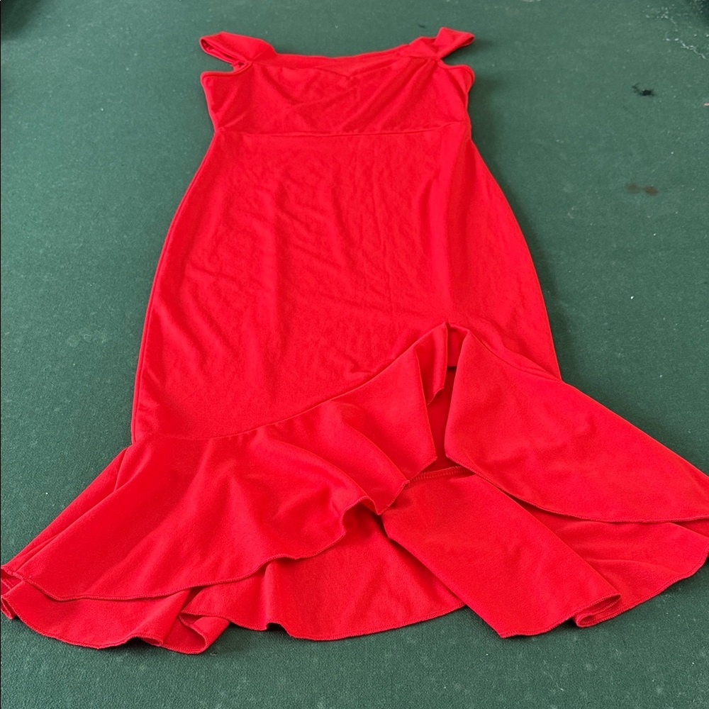 Elegant Red Maxi Dress. ‎ CAJA # 1 A